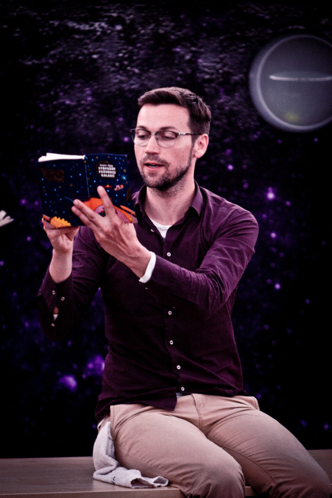 Stopařův průvodce Galaxií